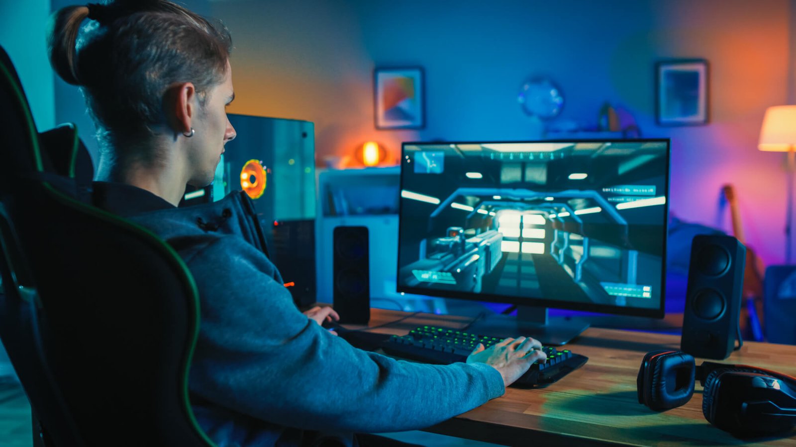 CS22H_RichContent_11_Application-4_gaming-v01.jpg